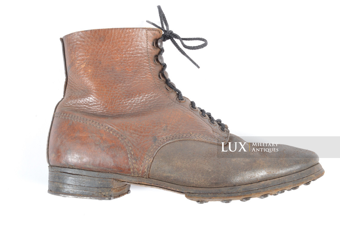 Late-war German low ankle combat boots - photo 8