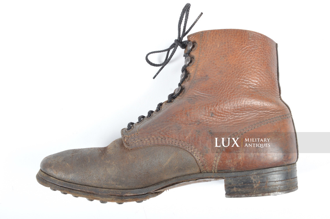 Late-war German low ankle combat boots - photo 12
