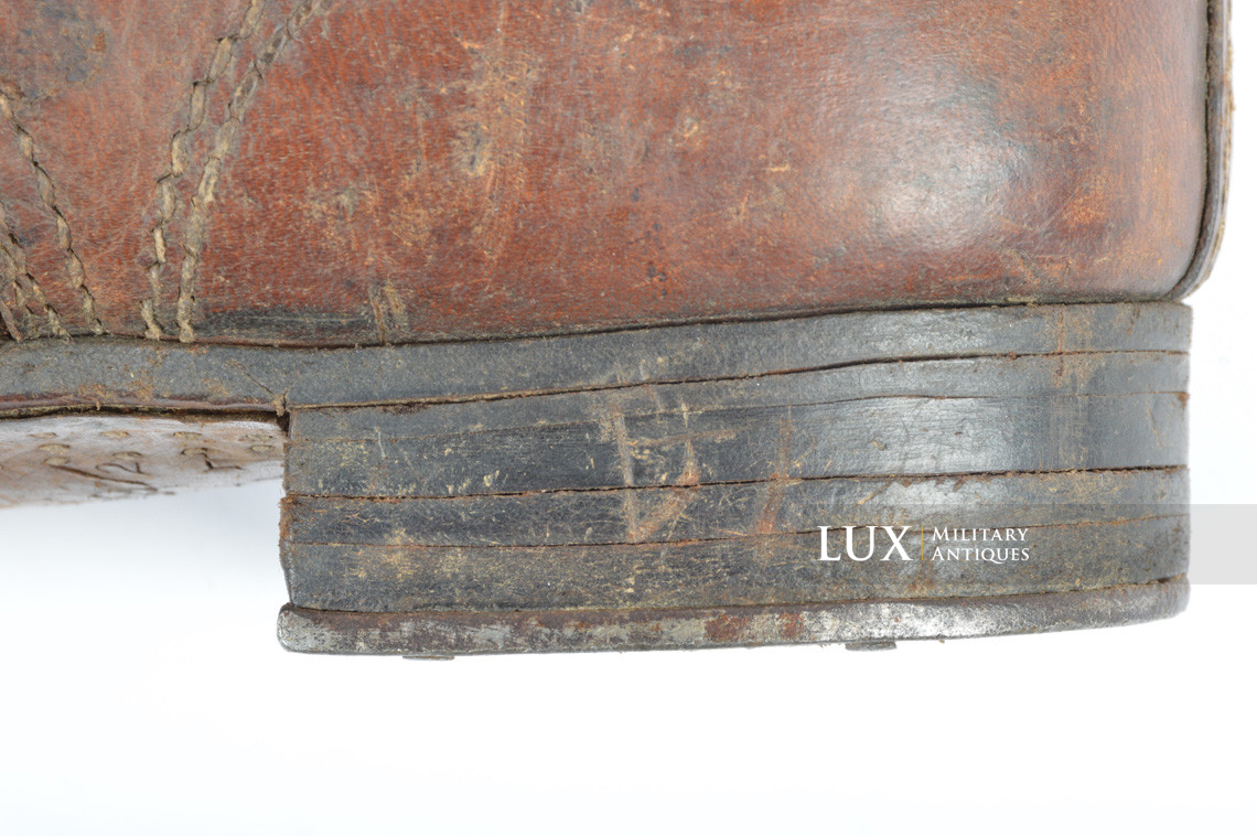 Late-war German low ankle combat boots - Lux Military Antiques - photo 14