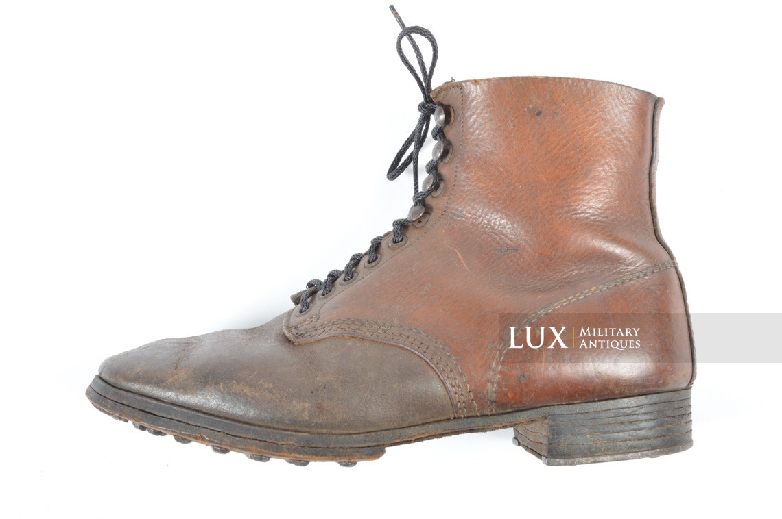 Late-war German low ankle combat boots - Lux Military Antiques - photo 22