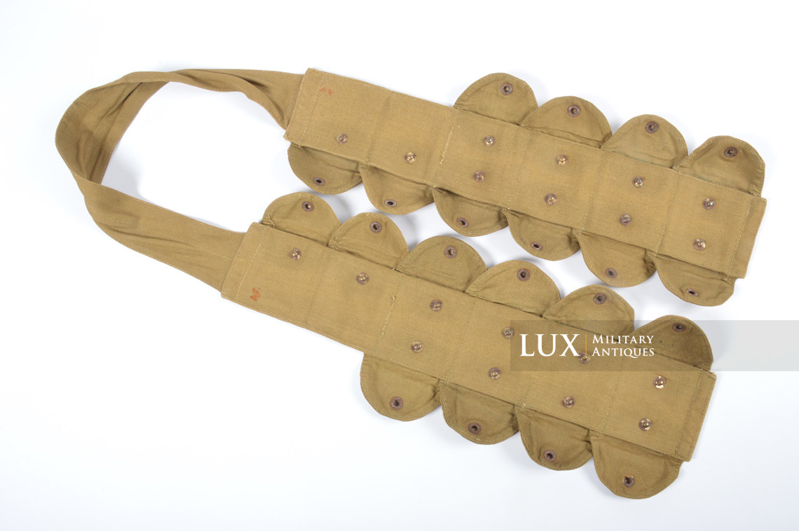 Late-war paratrooper's k98 tan ammunition bandoleer, « 1944 » - photo 17