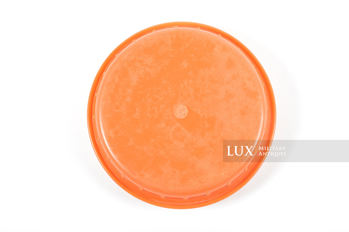 German orange bakelite butterdish - Lux Military Antiques - photo 9