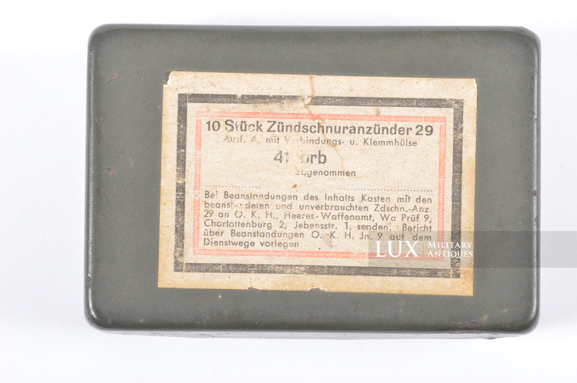 German M29 friction fuze box, « 10 stück Zündschnuranzünder 29 » - photo 7