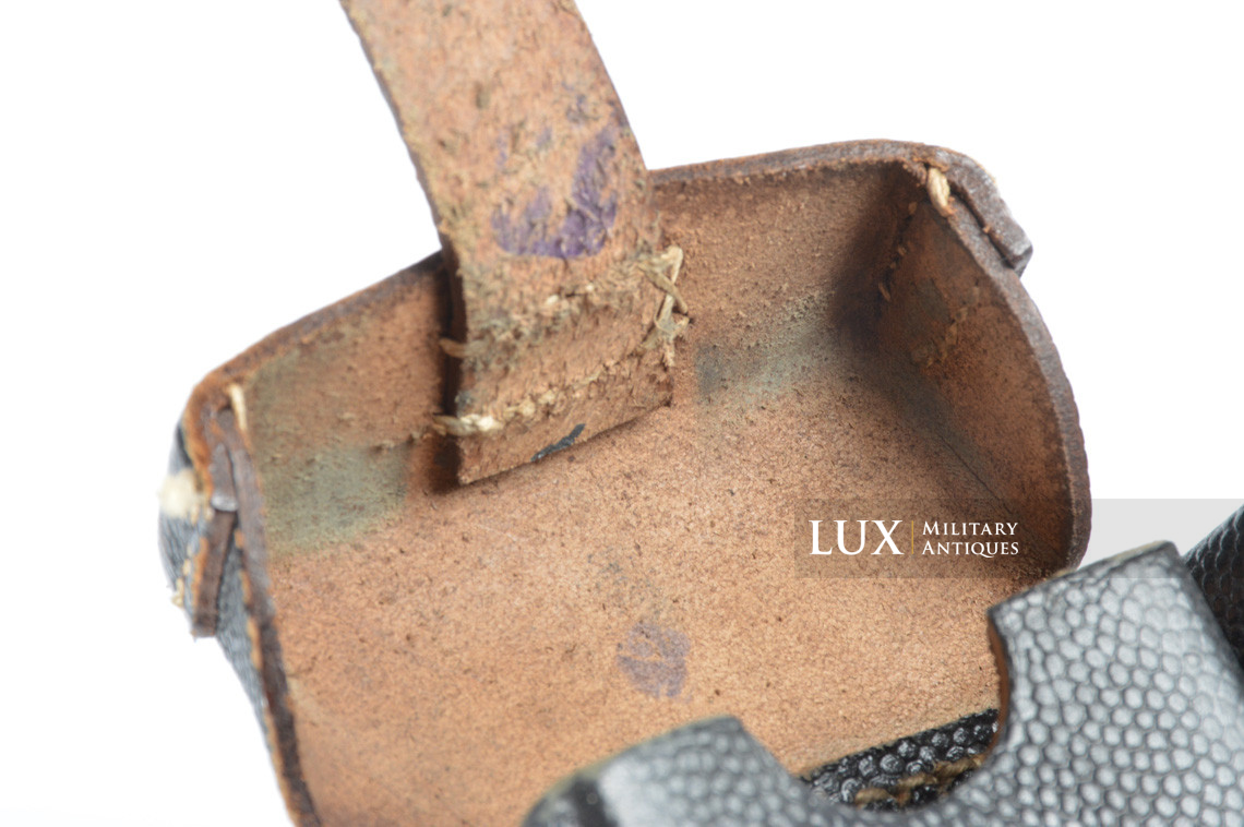 Late-war German bicolor K98 ammo pouch, « gfg1943 » - photo 14