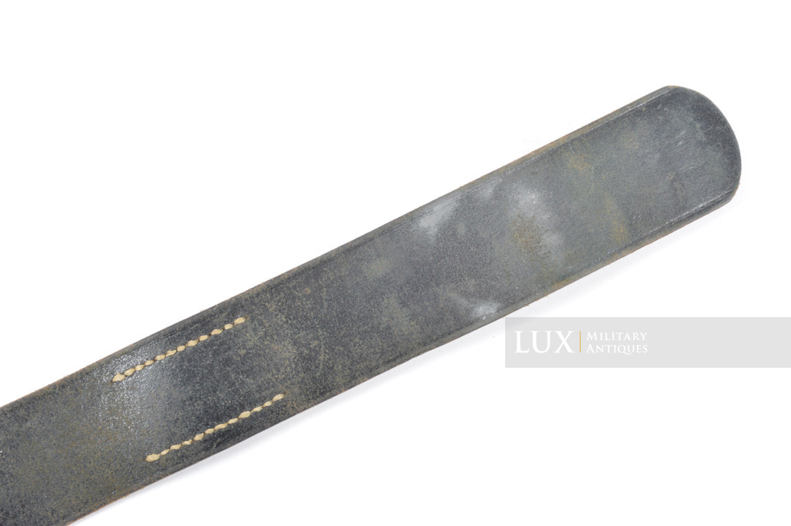 Mid-war German Luftwaffe combat service leather belt, « Eigentum D. Waffen » - photo 12