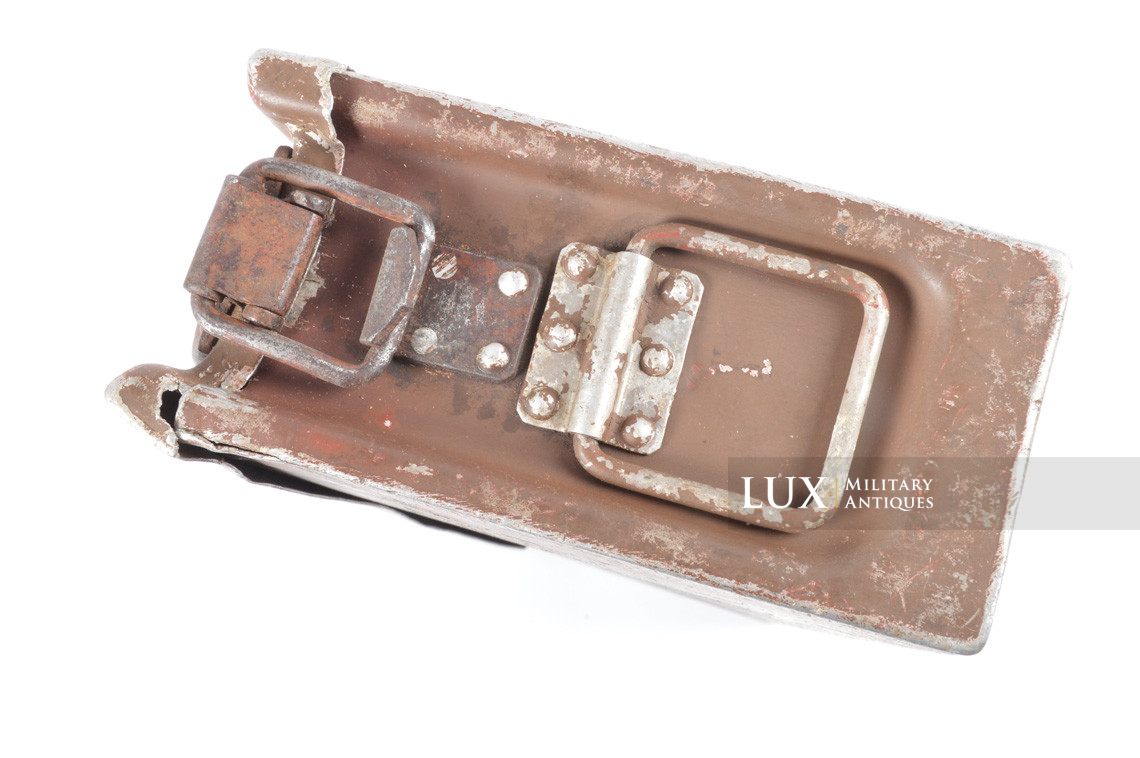 Early German three-tone camouflage MG34 ammunition case, « 1938 » - photo 13