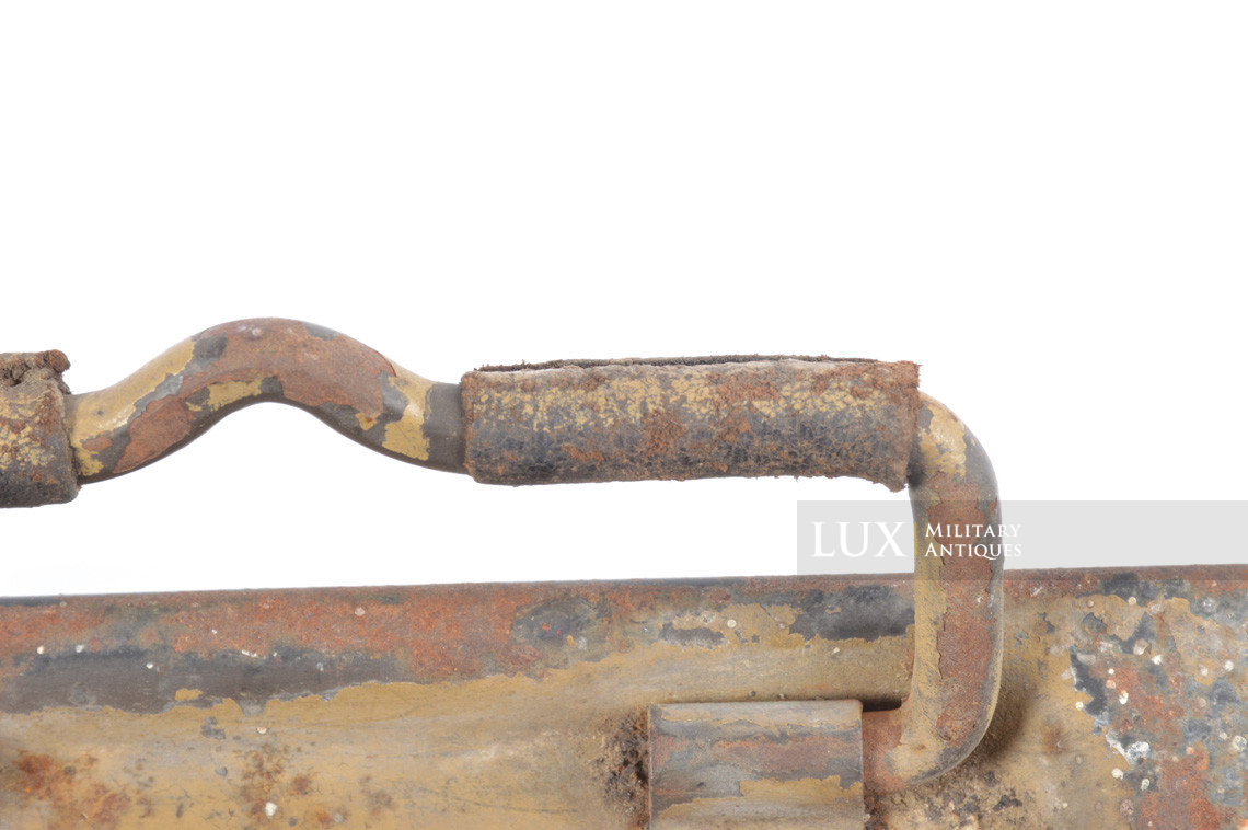 German early-war two ton camouflage MG34/42 ammunitions case - photo 17