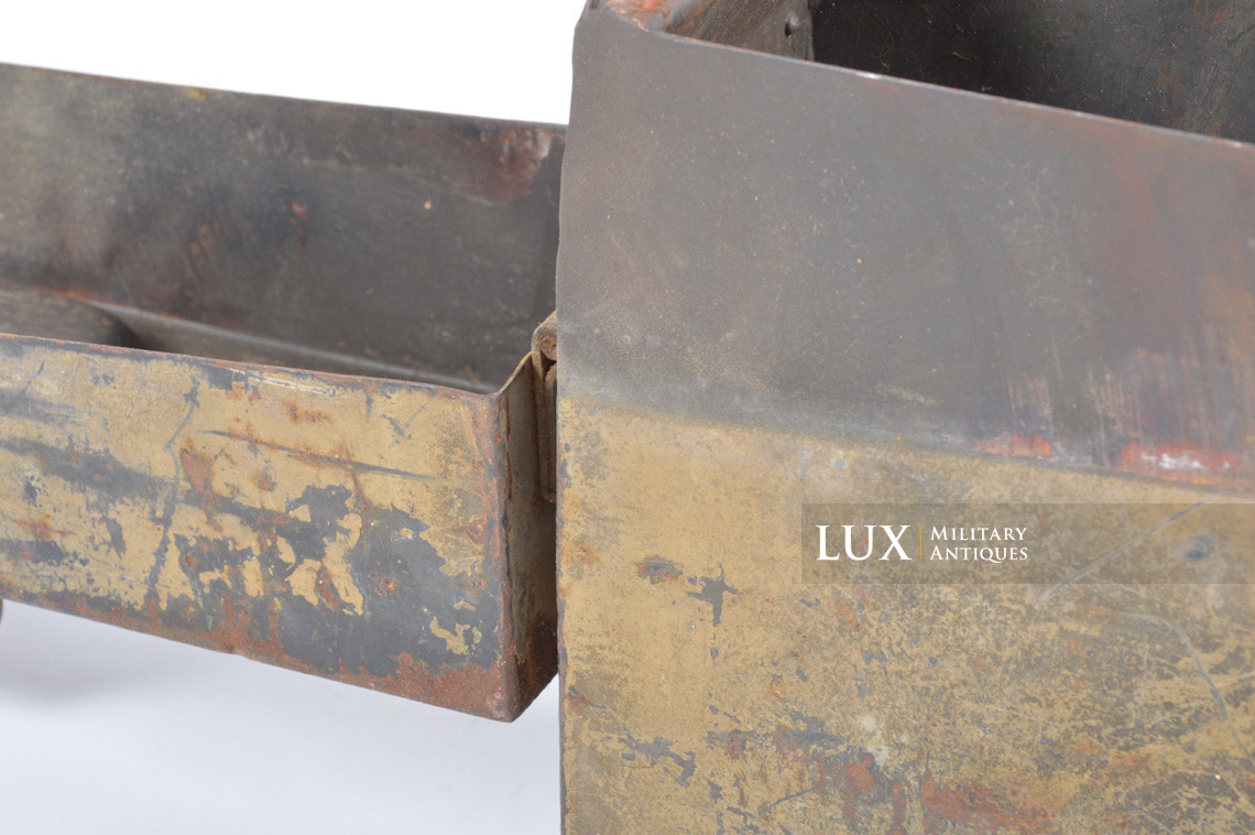 German early-war two ton camouflage MG34/42 ammunitions case - photo 26