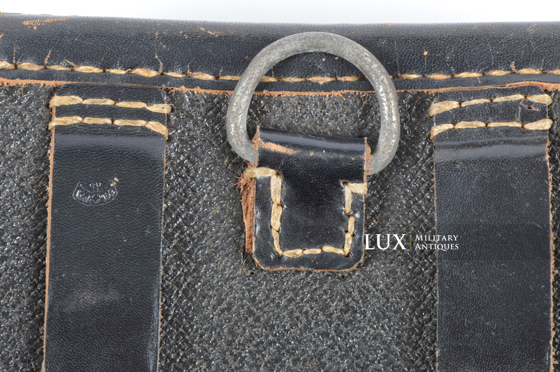 Unissued MG34/42 gunner's belt pouch in black pressed cardboard - photo 11