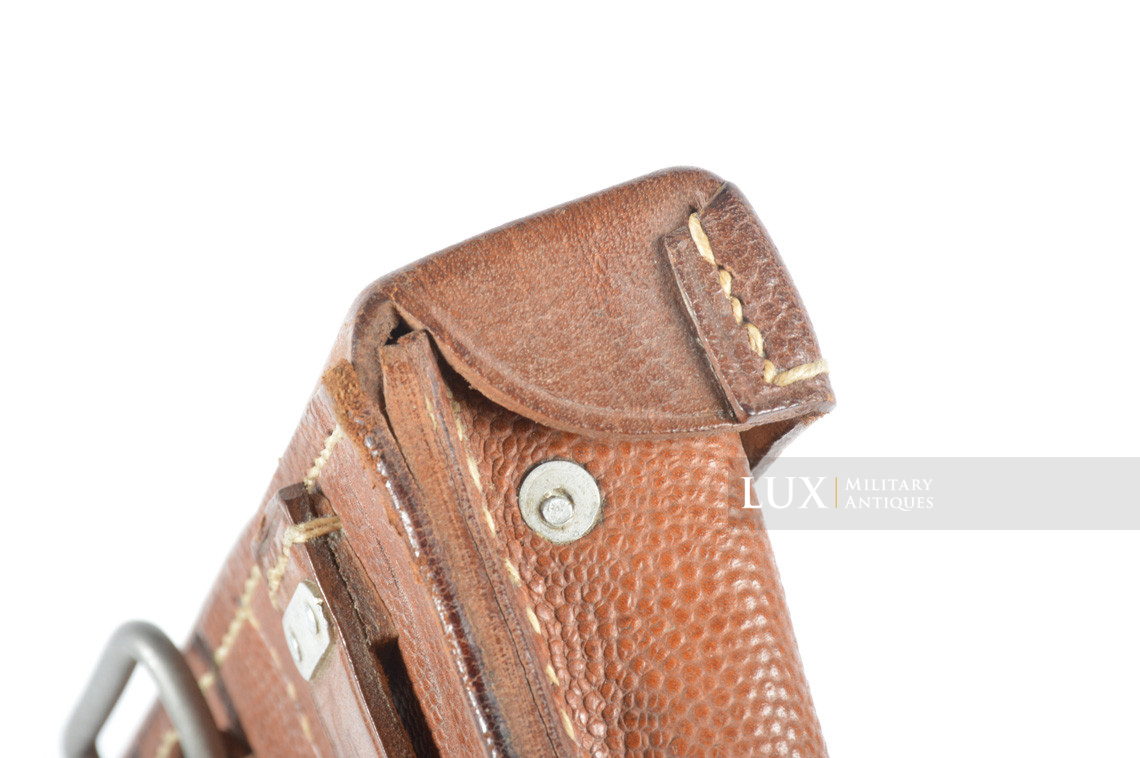 Unissued early war German K98 ammunition pouch - photo 11