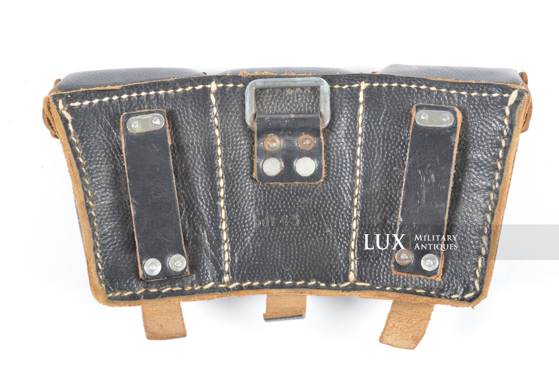 Unissued late-war K98 ammo pouch, « bdt43 » - photo 8