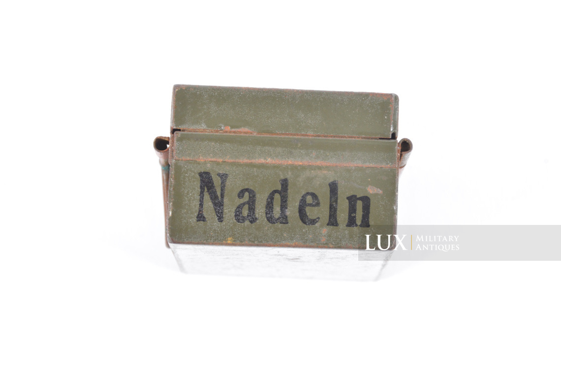 German medical safety pin box, « NADELN » - photo 9