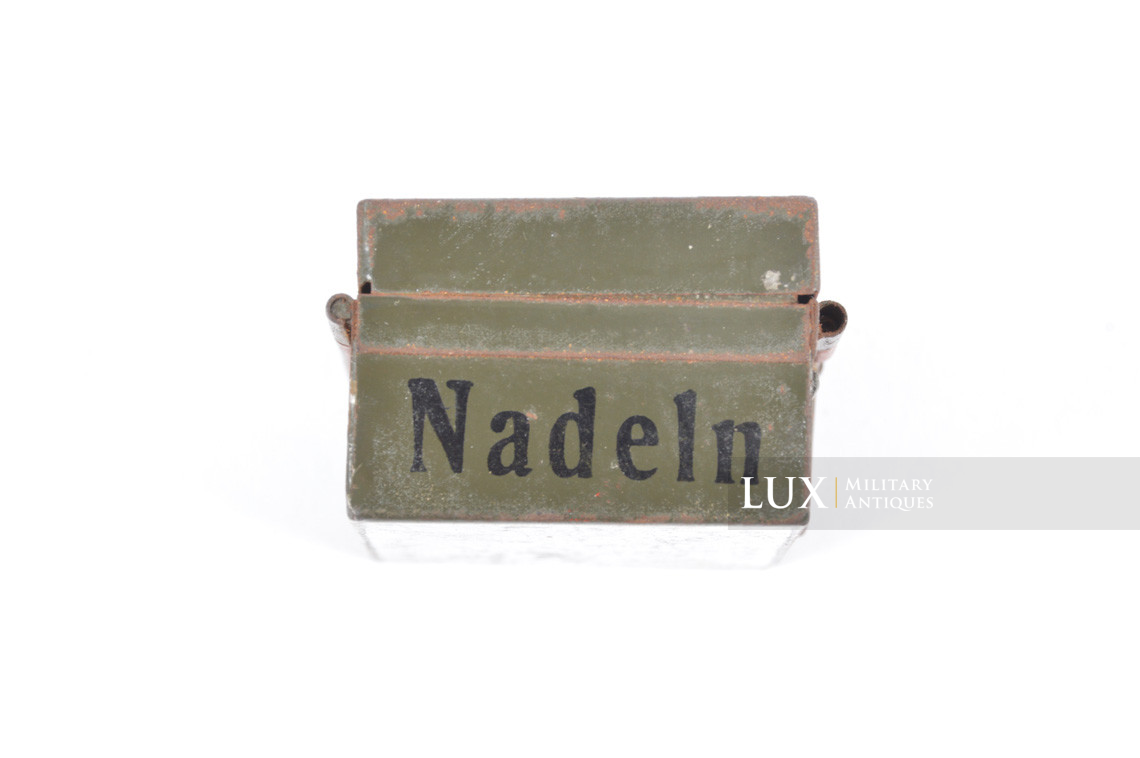 German medical safety pin box, « NADELN » - photo 10