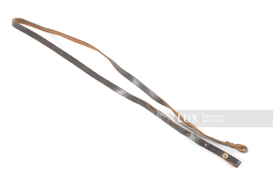Late war German binocular leather neck strap - photo 4