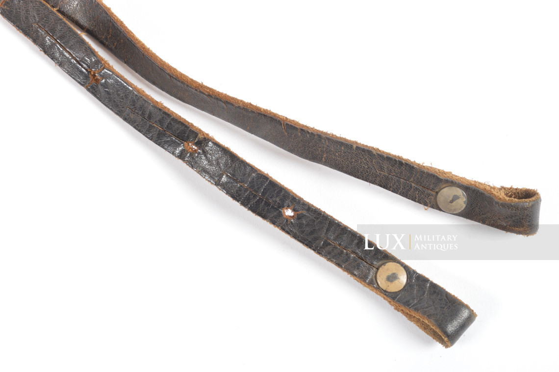 Late war German binocular leather neck strap - photo 8
