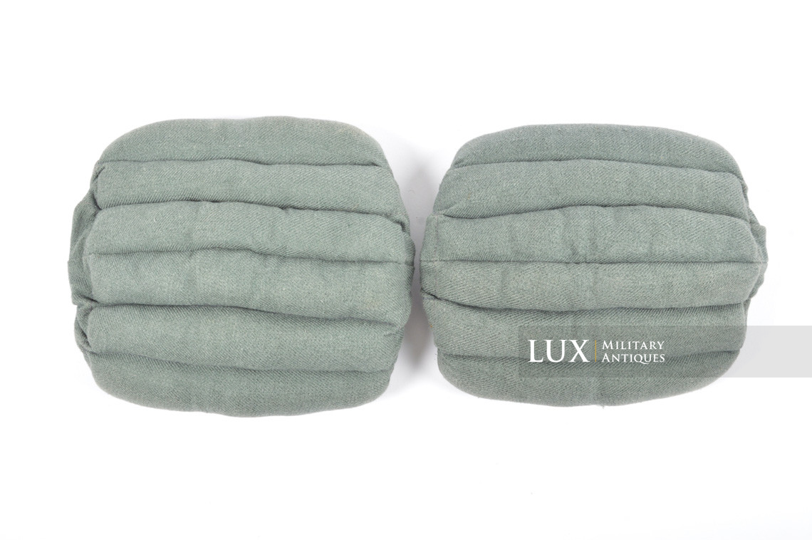 Late-war German paratrooper knee pads, « RBNr » - photo 7