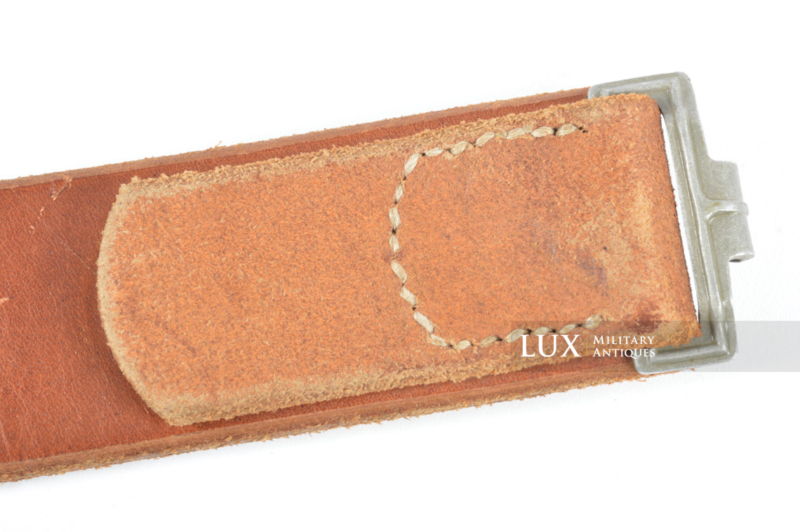 Unissued early German leather belt in natural brown leather, « 1939 » - photo 10