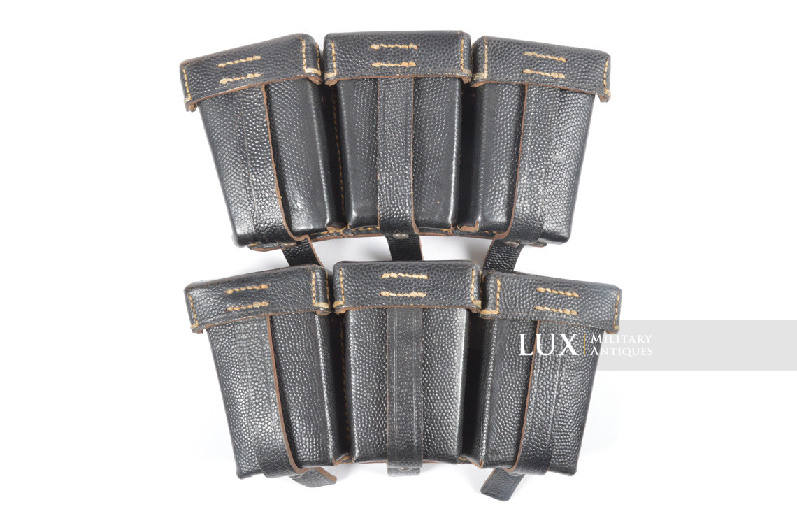 Unissued matching pair of late war k98 ammunition pouches, « cky44 » - photo 4