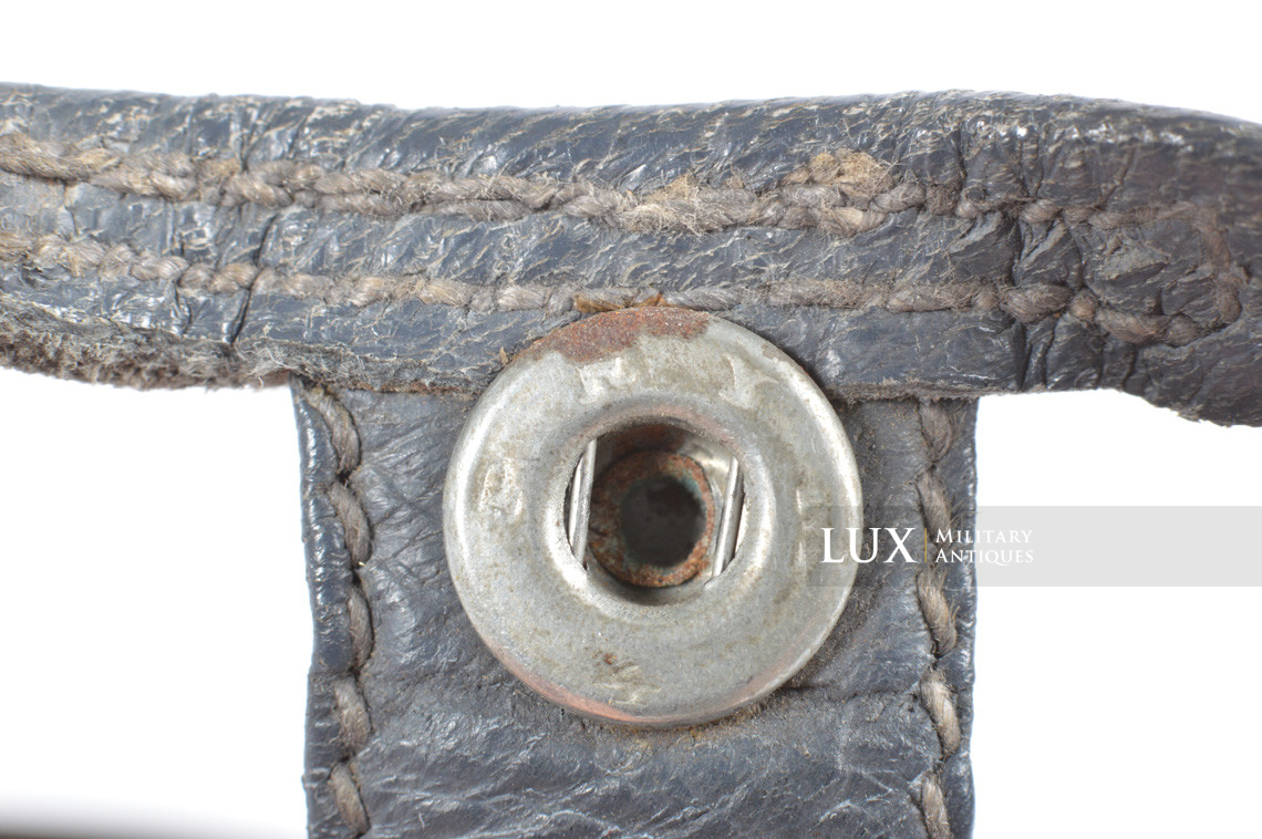 Late war M38 German Paratrooper combat helmet, « ckl68 » - photo 35