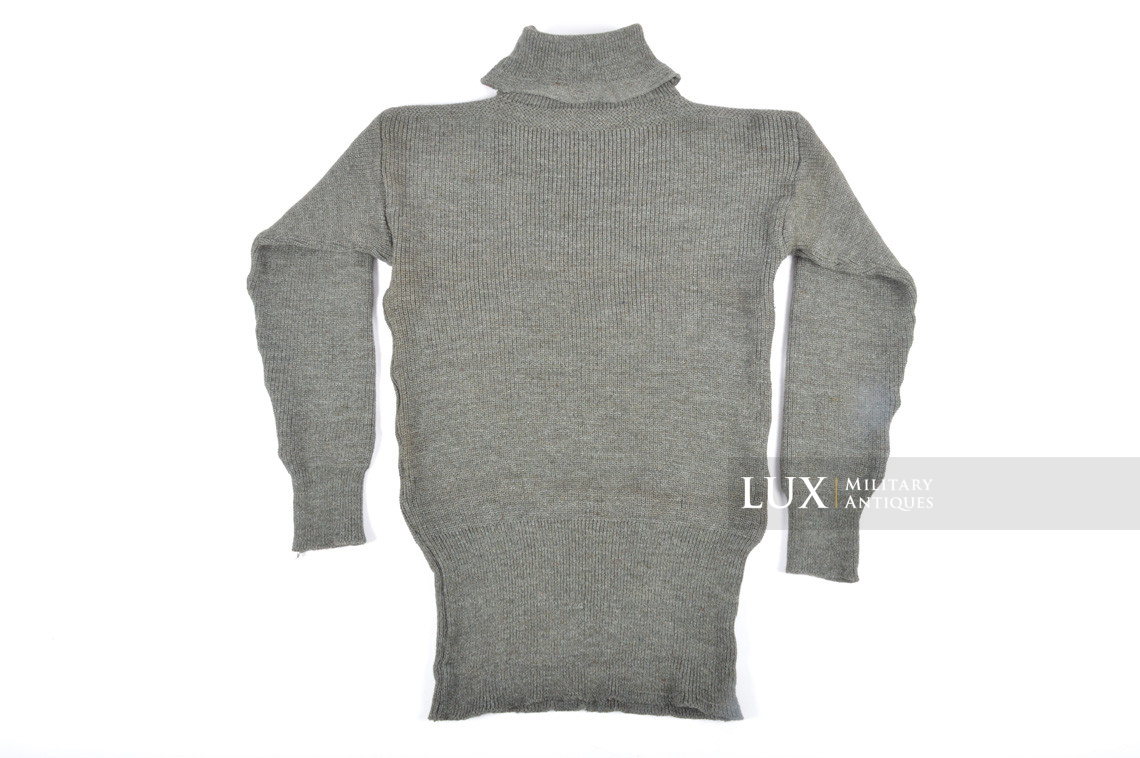 Late-war German issued « turtle-neck » sweater  - photo 12
