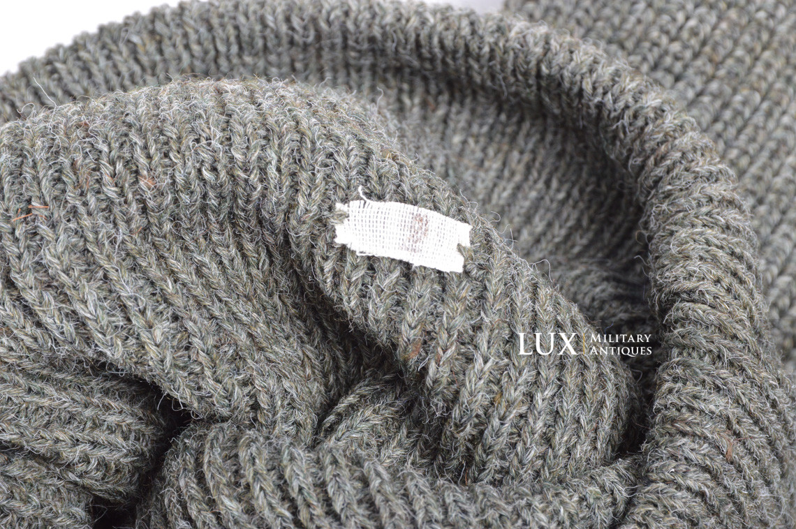 Late-war German issued « turtle-neck » sweater  - photo 17