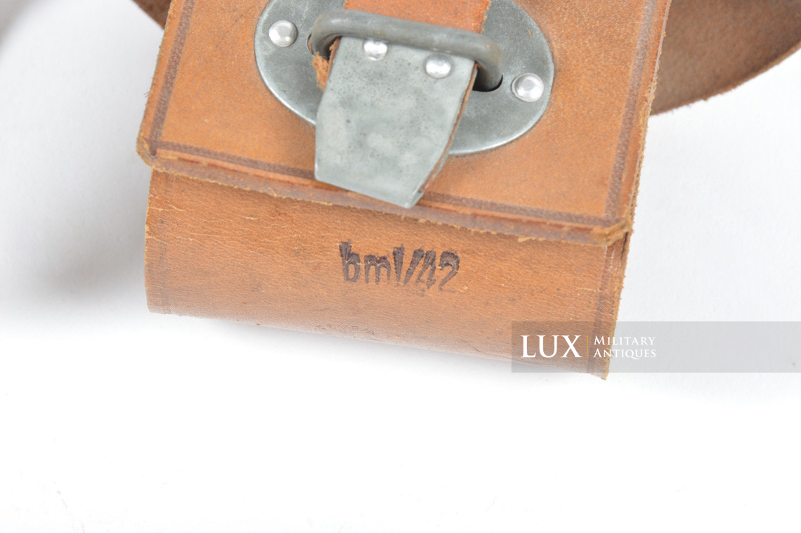 Unissued German K98 Mauser rear sight cover, « bml/1942 » - photo 8