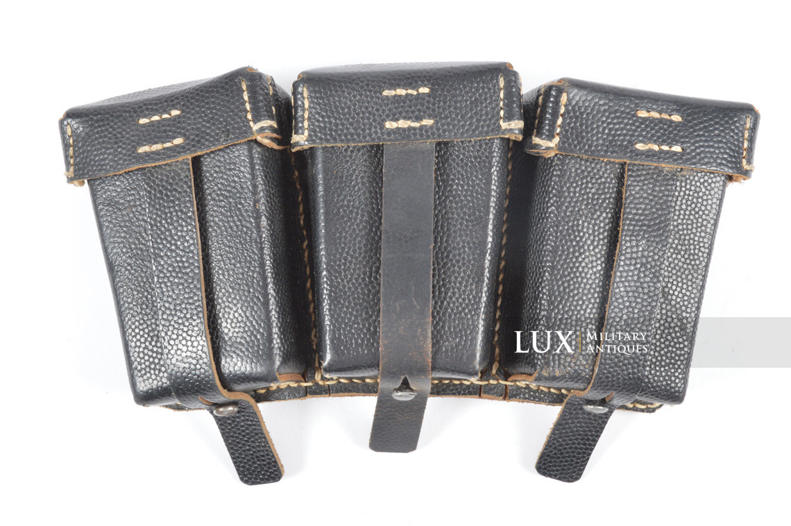 Unissued matching pair of late war k98 ammunition pouches, RBNr « 1/0390/0115 » - photo 8