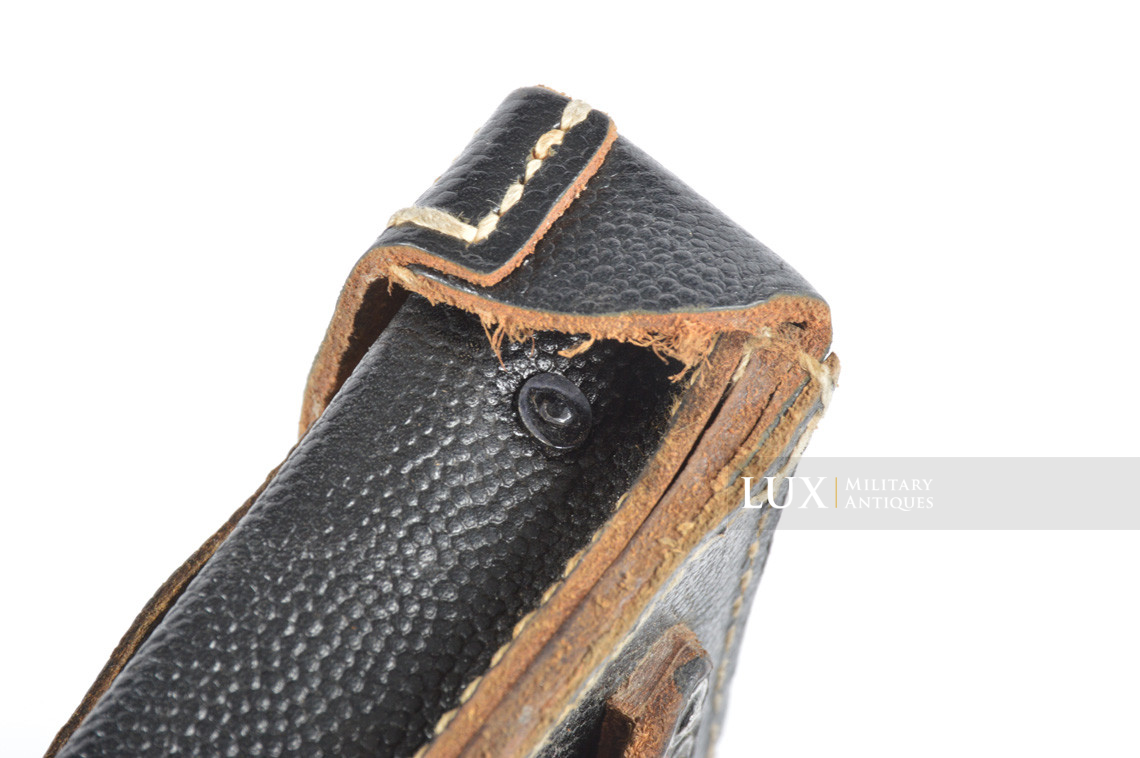 Unissued matching pair of late war k98 ammunition pouches, RBNr « 1/0390/0115 » - photo 14