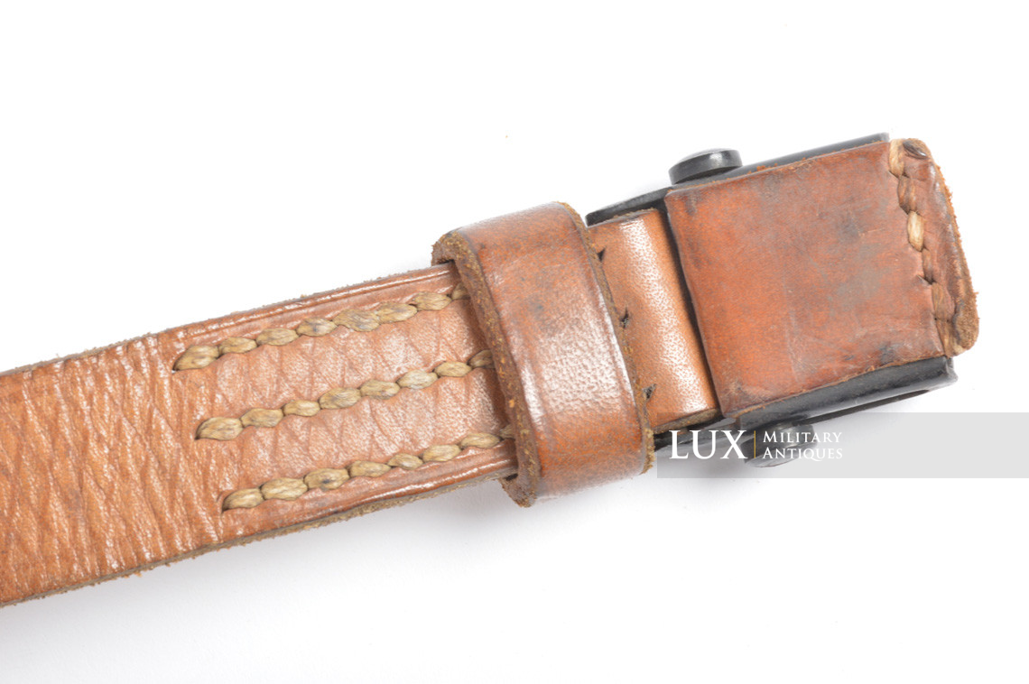 Unissued early German MP38/40 natural brown leather sling, « jvf1941 » - photo 11