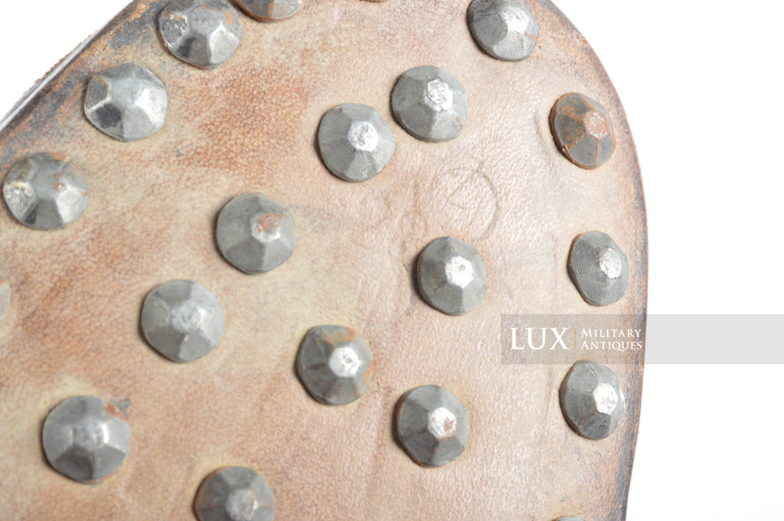 Unissued early-war German low ankle combat boots, « ROVO 1940 » - photo 24