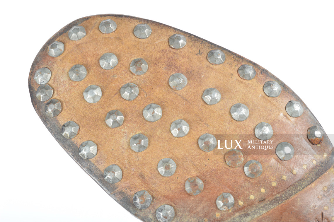Unissued early-war German low ankle combat boots, « ROVO 1940 » - photo 39