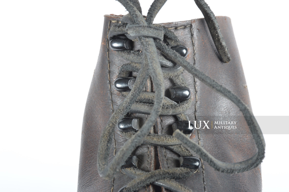 Unissued early-war German low ankle combat boots, « ROVO 1940 » - photo 45