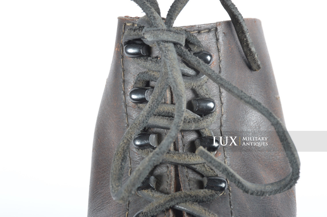 Unissued early-war German low ankle combat boots, « ROVO 1940 » - photo 44