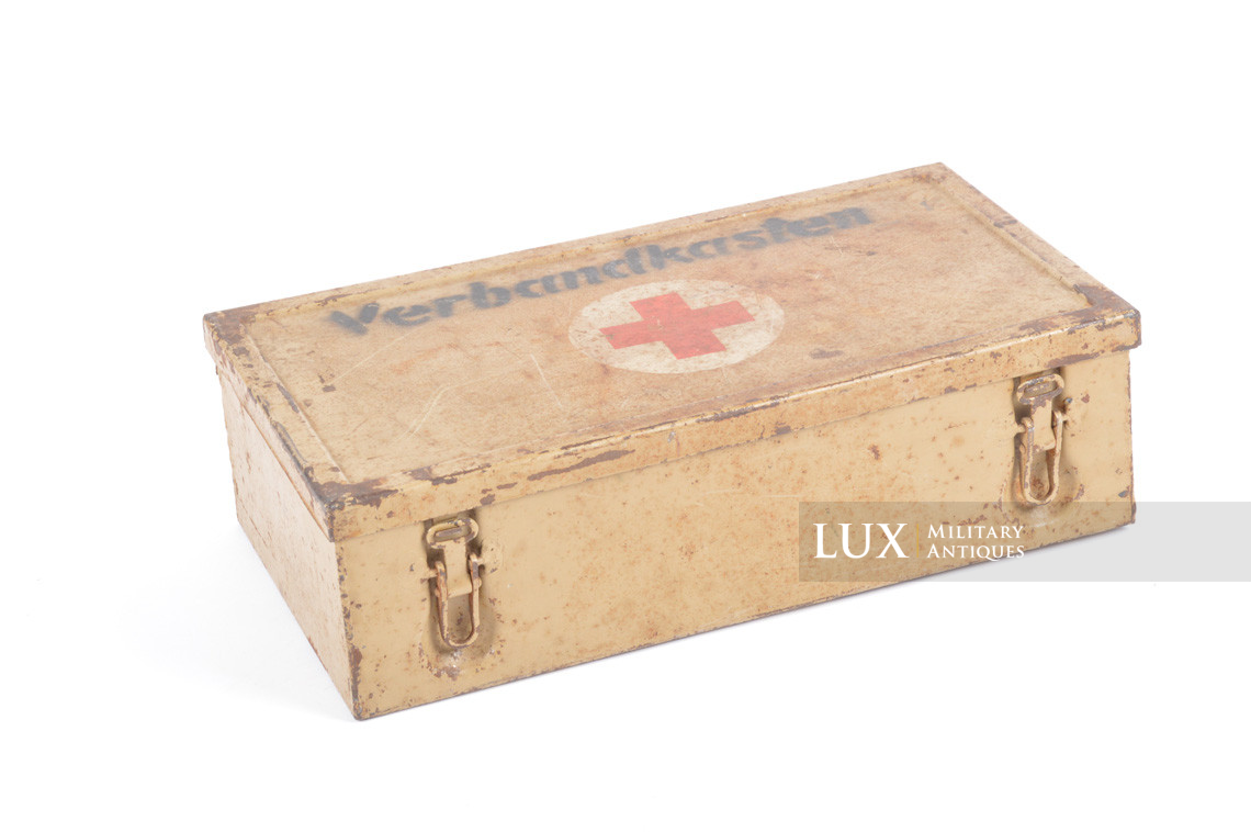 Late-war metal medics first aid box, « Verbandkasten » - photo 4