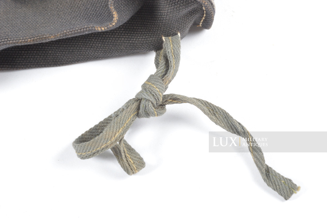 German Luftwaffe Tropical A-frame bag, « blue web » - photo 9