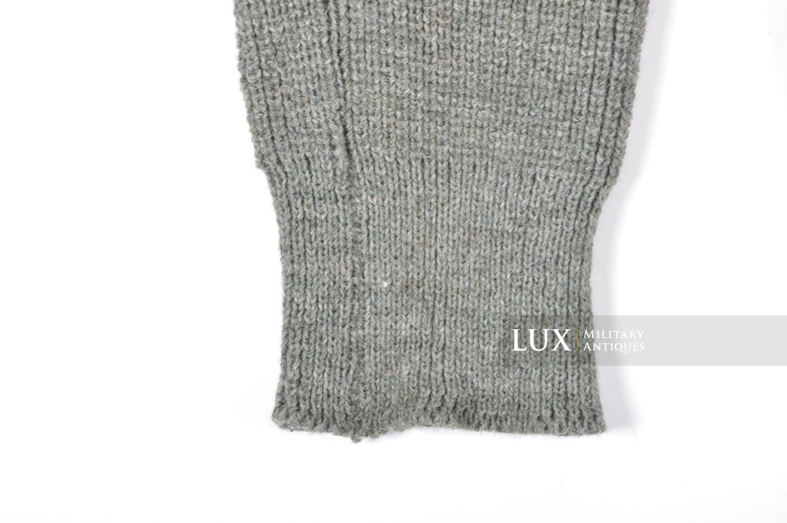 Late-war German issued « turtle-neck » sweater  - photo 15