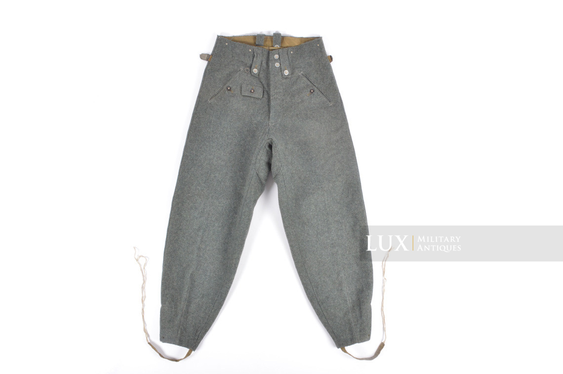 Unissued Heer / Waffen-SS M43 combat service trousers, « Keilhose » - photo 14