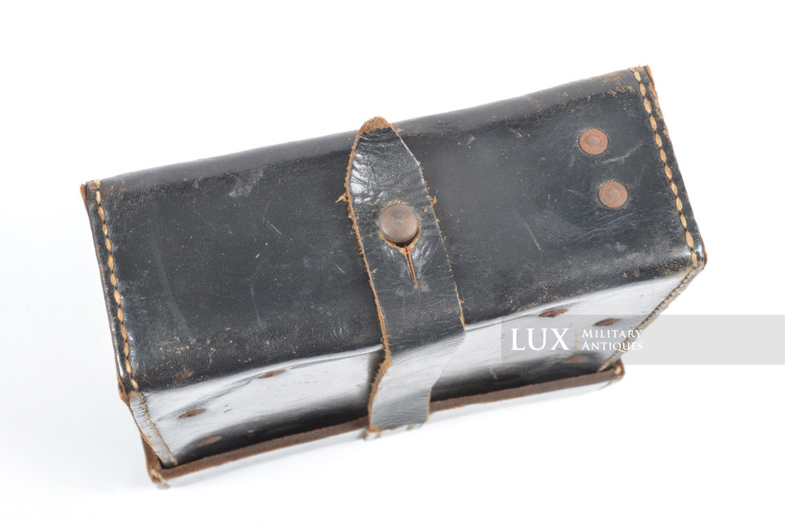MG34/42 gunner's belt pouch in black leather, « hjh4 » - photo 15