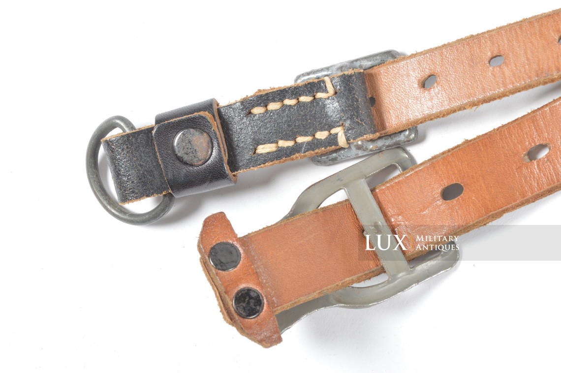 Unissued late-war Heer / Waffen-SS Y-straps, riveted construction, « RBNr. 0/0576/0002 » - photo 16