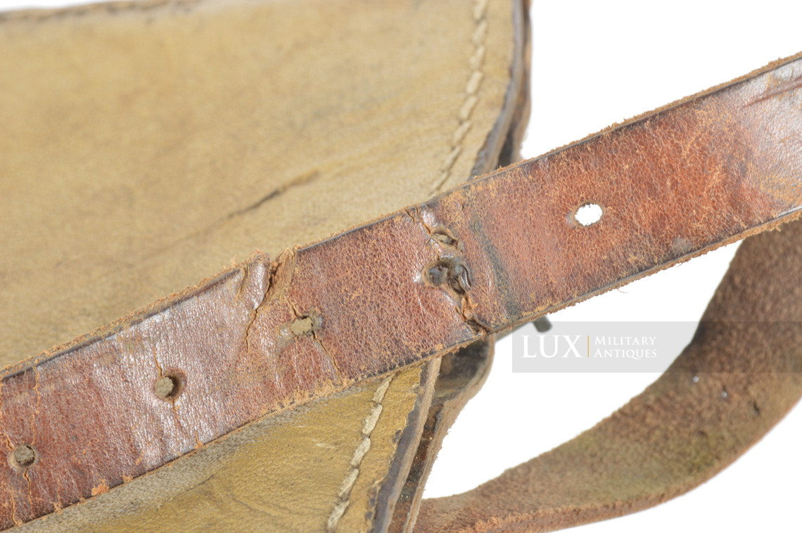 Rare German late-war tan pressed cardboard entrenching tool carrying case, « kkd 1944 » - photo 17