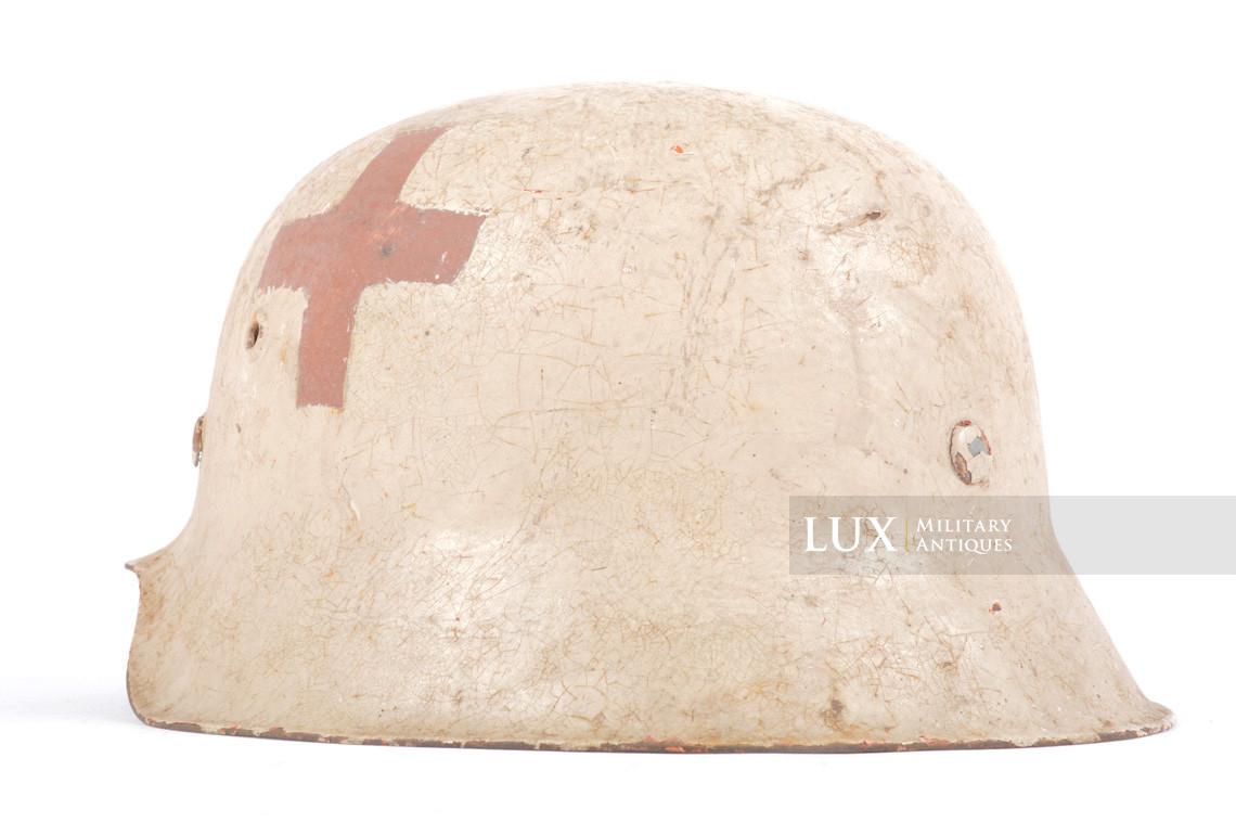 Rare M42 Heer combat medics helmet, « ET66 » - photo 14