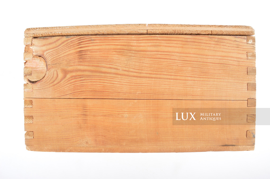Caisse allemande fin de guerre de 900 cartouches 7,92mm, « Patronenkasten 900 » - photo 12