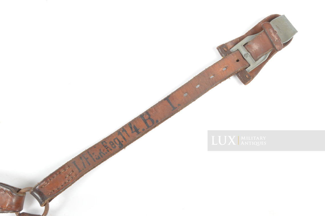 Early Luftwaffe Y-straps in chocolate brown leather, « LBA / Flak Reg. » - photo 15