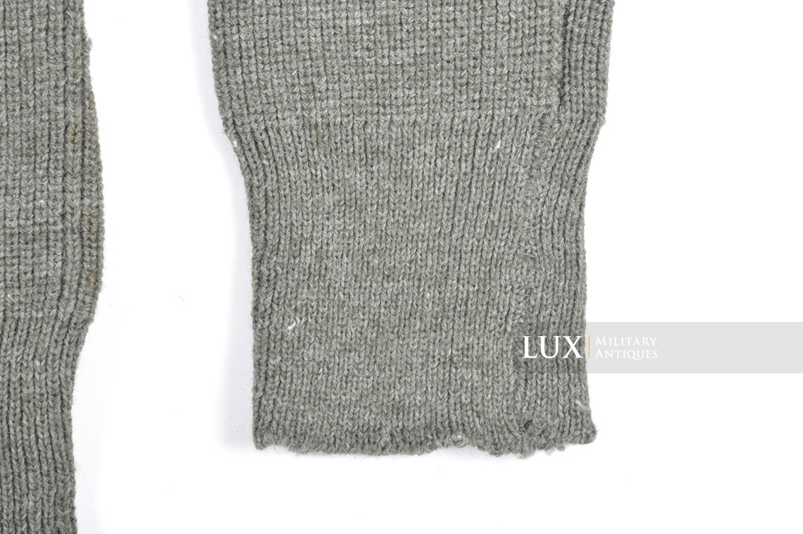 Late-war German issued « turtle-neck » sweater  - photo 10