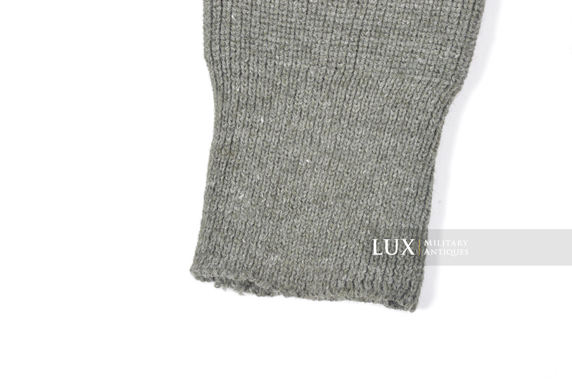 Late-war German issued « turtle-neck » sweater  - photo 14