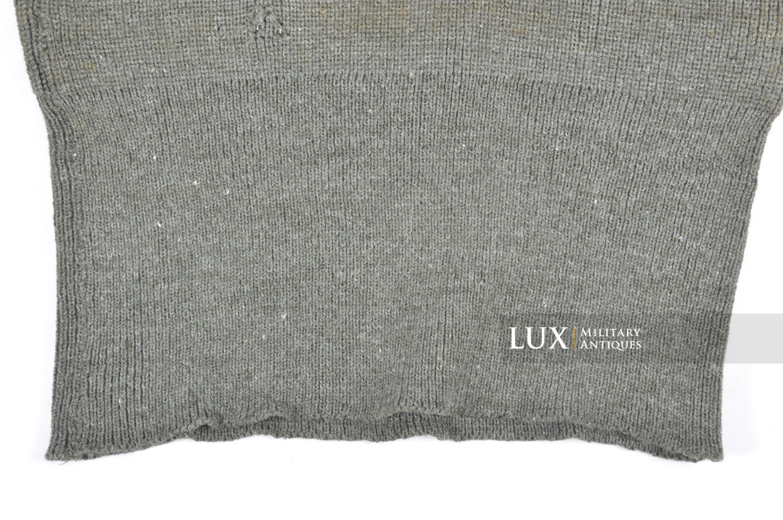 Late-war German issued « turtle-neck » sweater  - photo 15