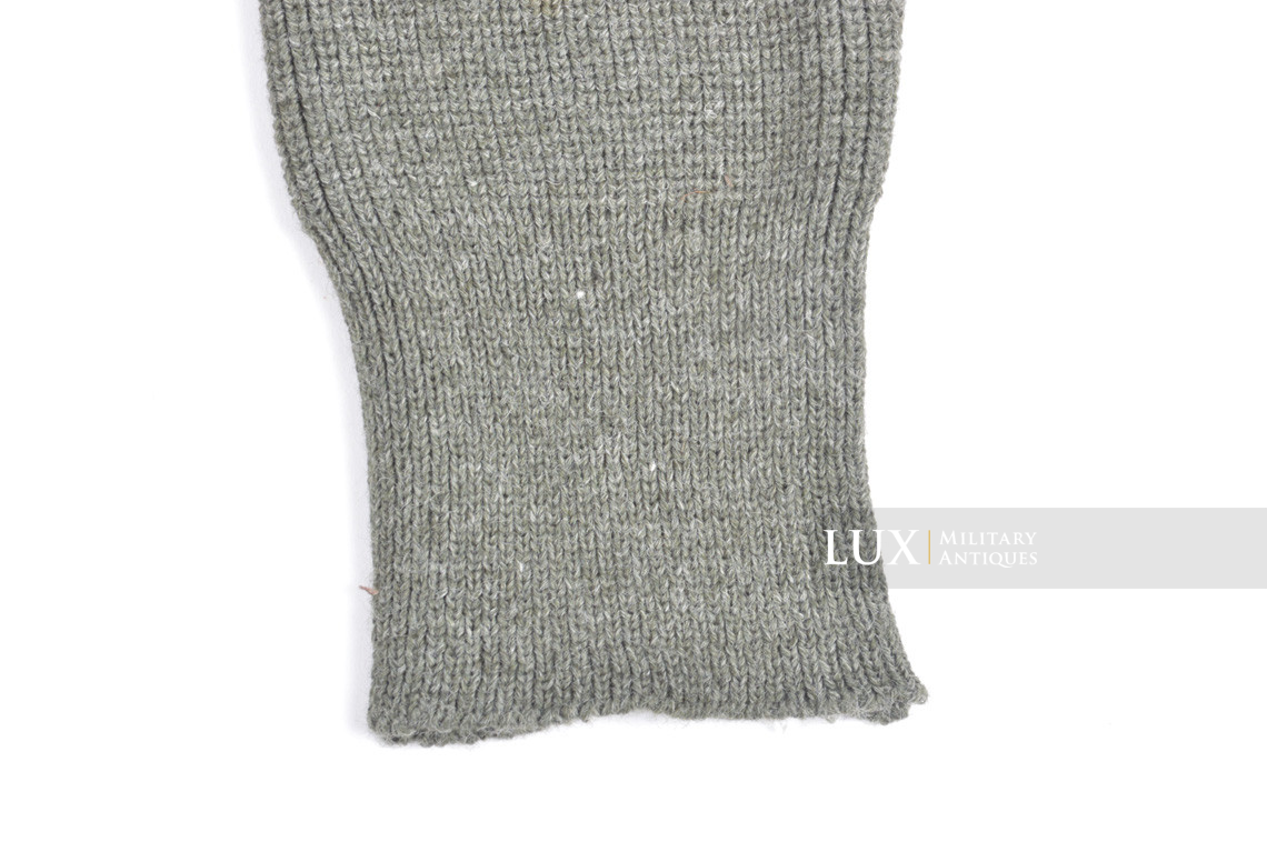 Late-war German issued « turtle-neck » sweater  - photo 16