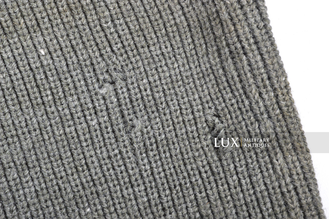 Late-war German issued « turtle-neck » sweater  - photo 18