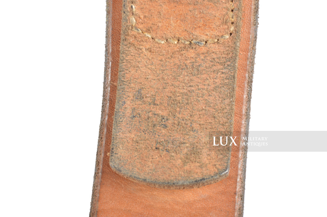 Early German Kriegsmarine leather combat service belt - photo 10