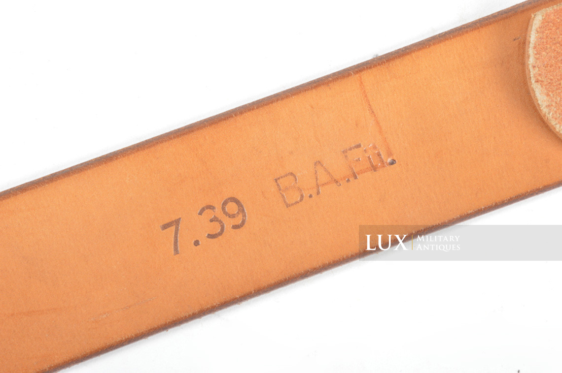 Unissued early German leather belt in natural brown leather, « 1939 » - photo 11